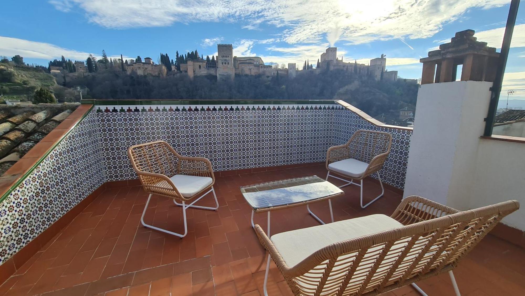 Zenit Mediterranean Suites By Florentia Homes Granada Eksteriør bilde
